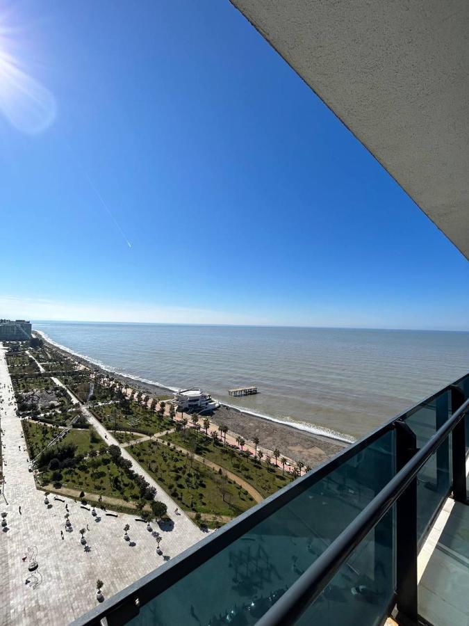 Студия С Потрясающим Видом На Море В Orbi Beach Tower Batumi Esterno foto