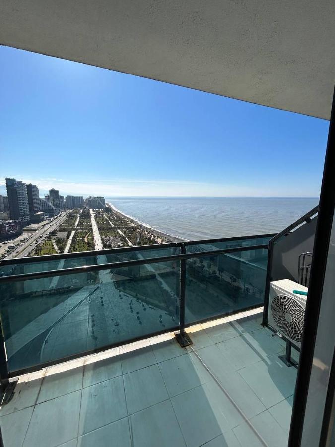 Студия С Потрясающим Видом На Море В Orbi Beach Tower Batumi Esterno foto
